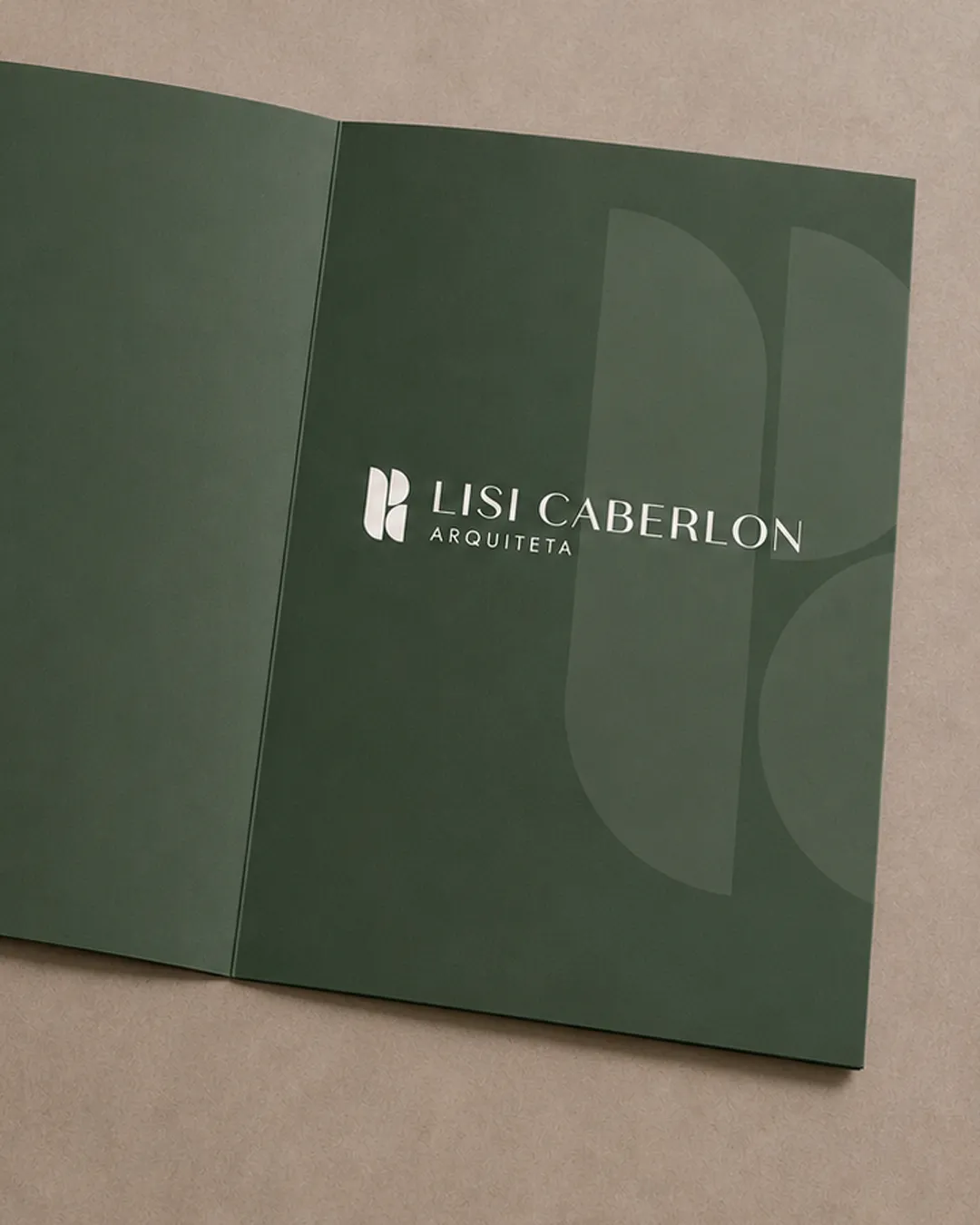 Quando a marca deixa de representar o momento atual da empresa: o rebranding da arquiteta Lisiane Caberlon — foto 5
